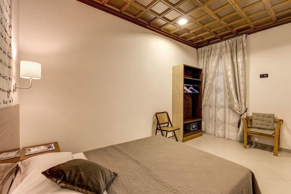 Hotel Artemis à Rome Extérieur photo